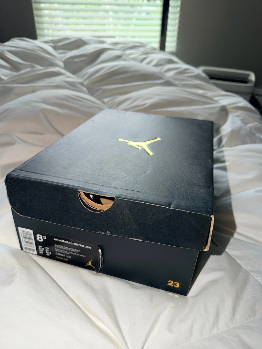 Air Jordan 11 Retro Low Closing Ceremony Metallic Gold Men’s 8.5 OG Box